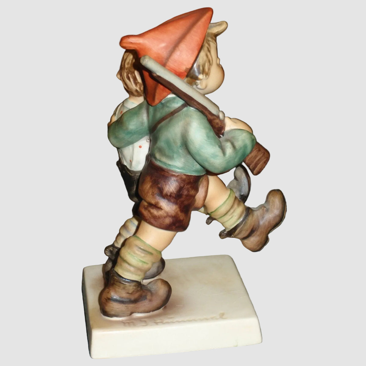 "Volunteers" Goebel Hummel Figurine #50/1 - Large Version (6.5")