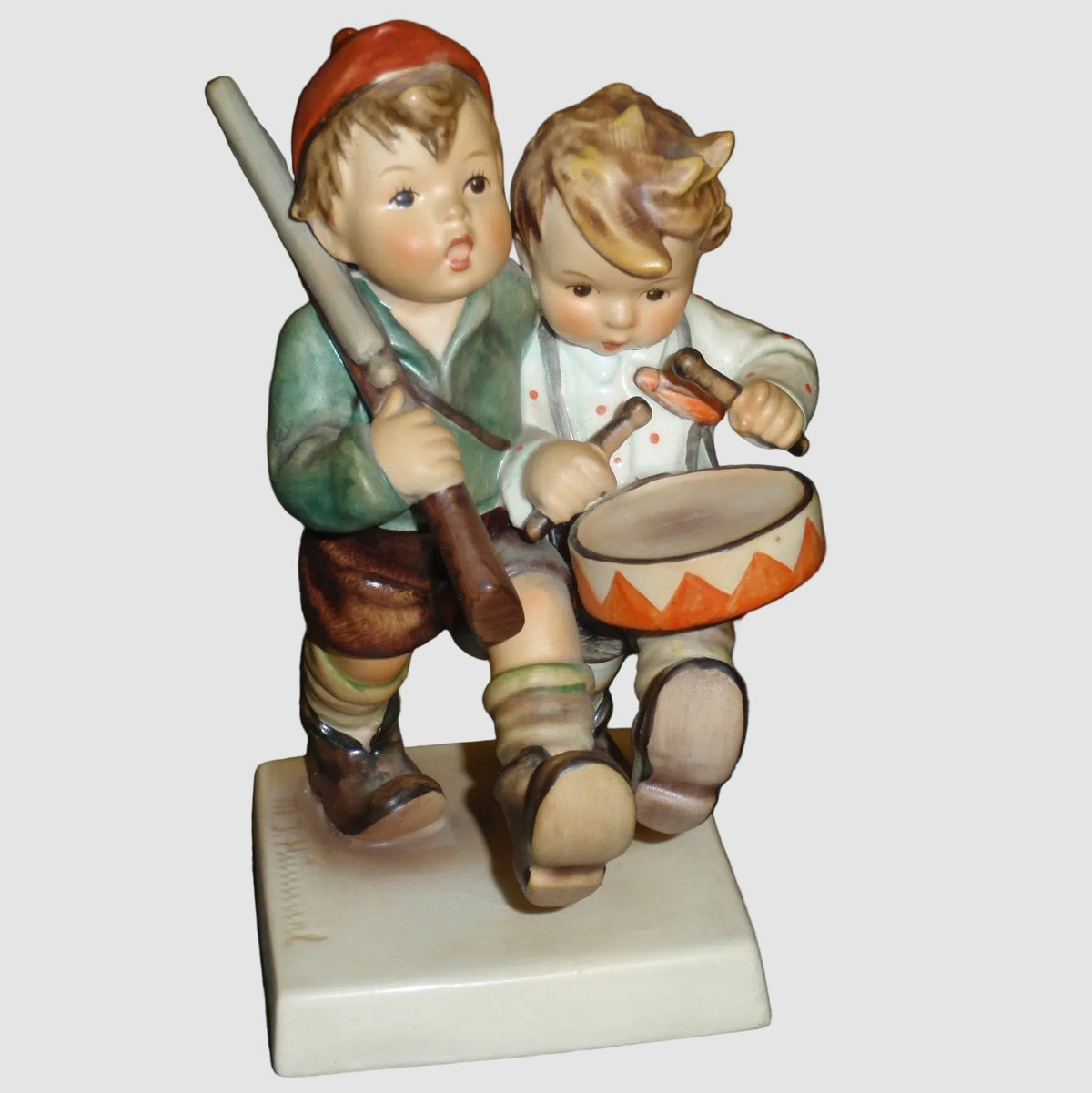 "Volunteers" Goebel Hummel Figurine #50/1 - Large Version (6.5")