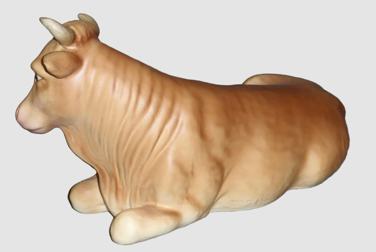 "Ox/Cow" Jumbo Nativity Goebel Hummel Figurine #260/M (10")
