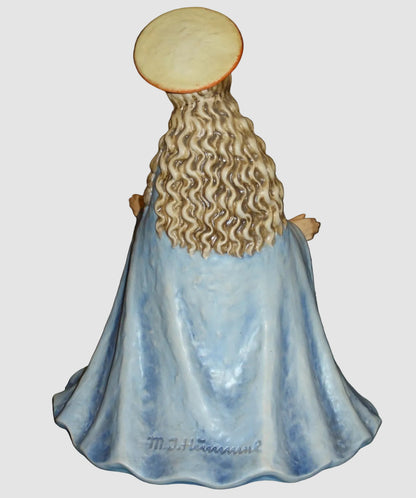 "Mary Madonna" Jumbo Nativity Goebel Hummel Figurine #260/A (10")