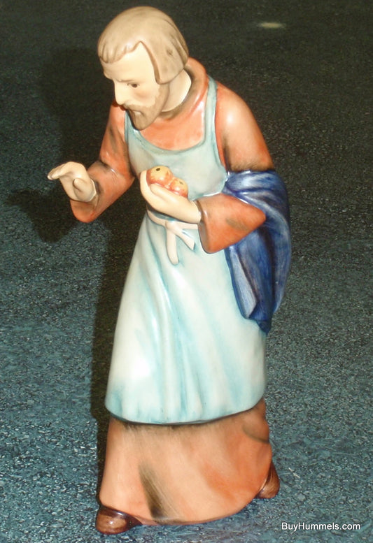 Goebel Hummel "Joseph" Christmas Nativity Scene Figurine #214/B - 7-1/2" Tall