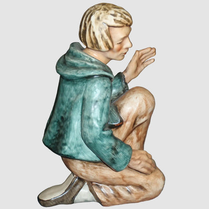 "Kneeling Shepherd" Jumbo Nativity Goebel Hummel Figurine #260/J (7")