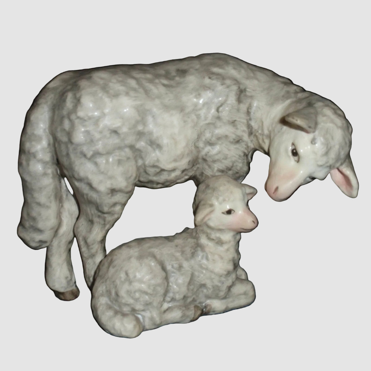 "Sheep & Lamb" Jumbo Nativity Goebel Hummel Figurine #260/H (5")