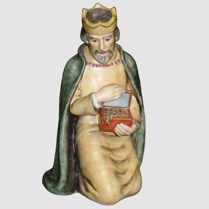 "Kneeling King" Jumbo Nativity Goebel Hummel Figurine #260/P (9")