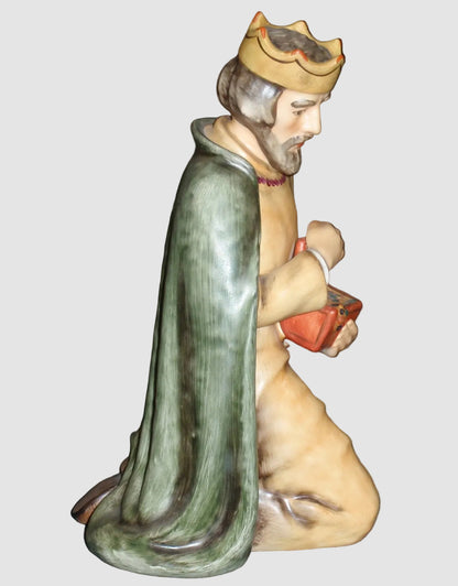 "Kneeling King" Jumbo Nativity Goebel Hummel Figurine #260/P (9")