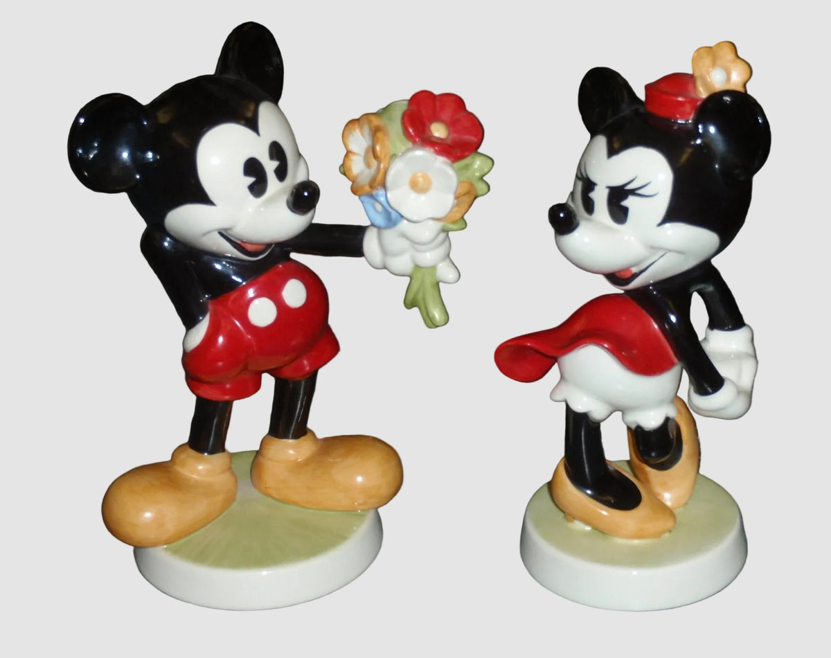 Goebel Disney Collectors Club Mickey and Minnie Mouse Figurines Limited Edition Vintage Germany Porcelain Glossy Finish Box COA