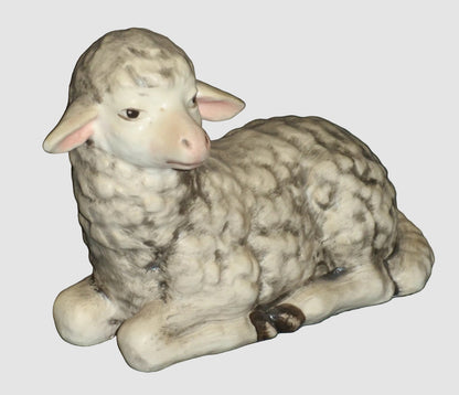 "Sheep Laying" Jumbo Nativity Goebel Hummel Figurine #260/R (4")