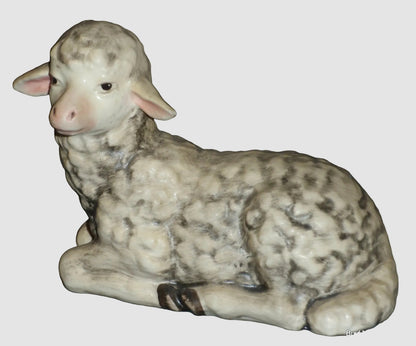 "Sheep Laying" Jumbo Nativity Goebel Hummel Figurine #260/R (4")