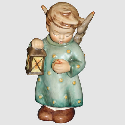"Goodnight Angel" Goebel Hummel Jumbo Nativity Figurine #260/D (5.25")