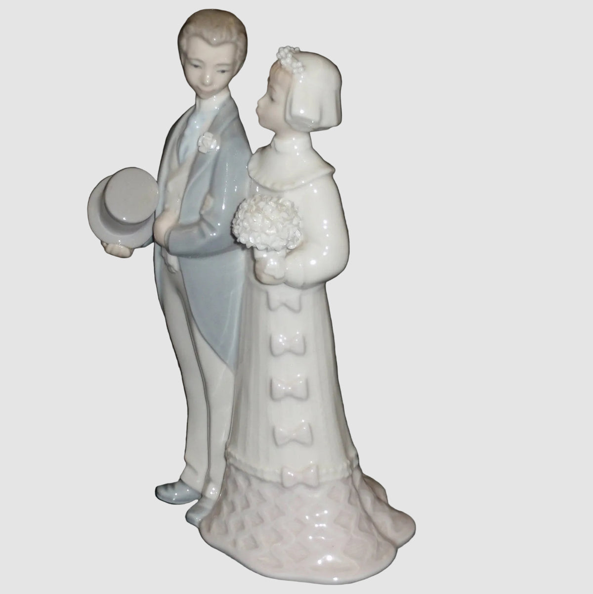 "Wedding Day" Lladro Bride & Groom Figurine #4808 7.75" With Box