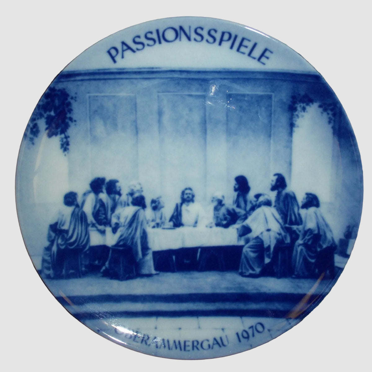 "Oberammergau Passion Play" 1970 Kaiser Flow Blue Plate (7.5")