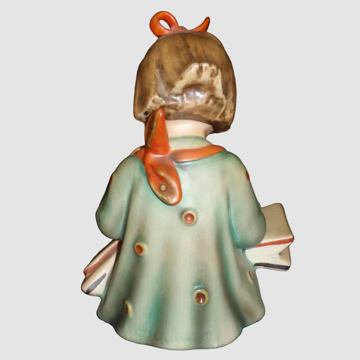 "Bookworm Girl" Goebel Hummel Figurine #3/I (TMK-2 Full Bee)