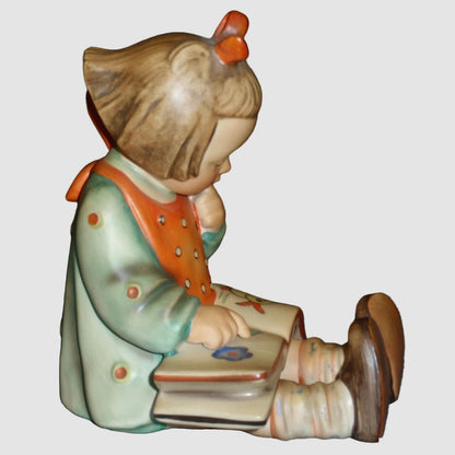 "Bookworm Girl" Goebel Hummel Figurine #3/I (TMK-2 Full Bee)