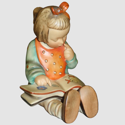 "Bookworm Girl" Goebel Hummel Figurine #3/I (TMK-2 Full Bee)