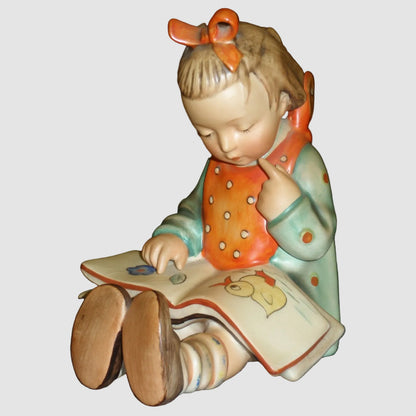 "Bookworm Girl" Goebel Hummel Figurine #3/I (TMK-2 Full Bee)