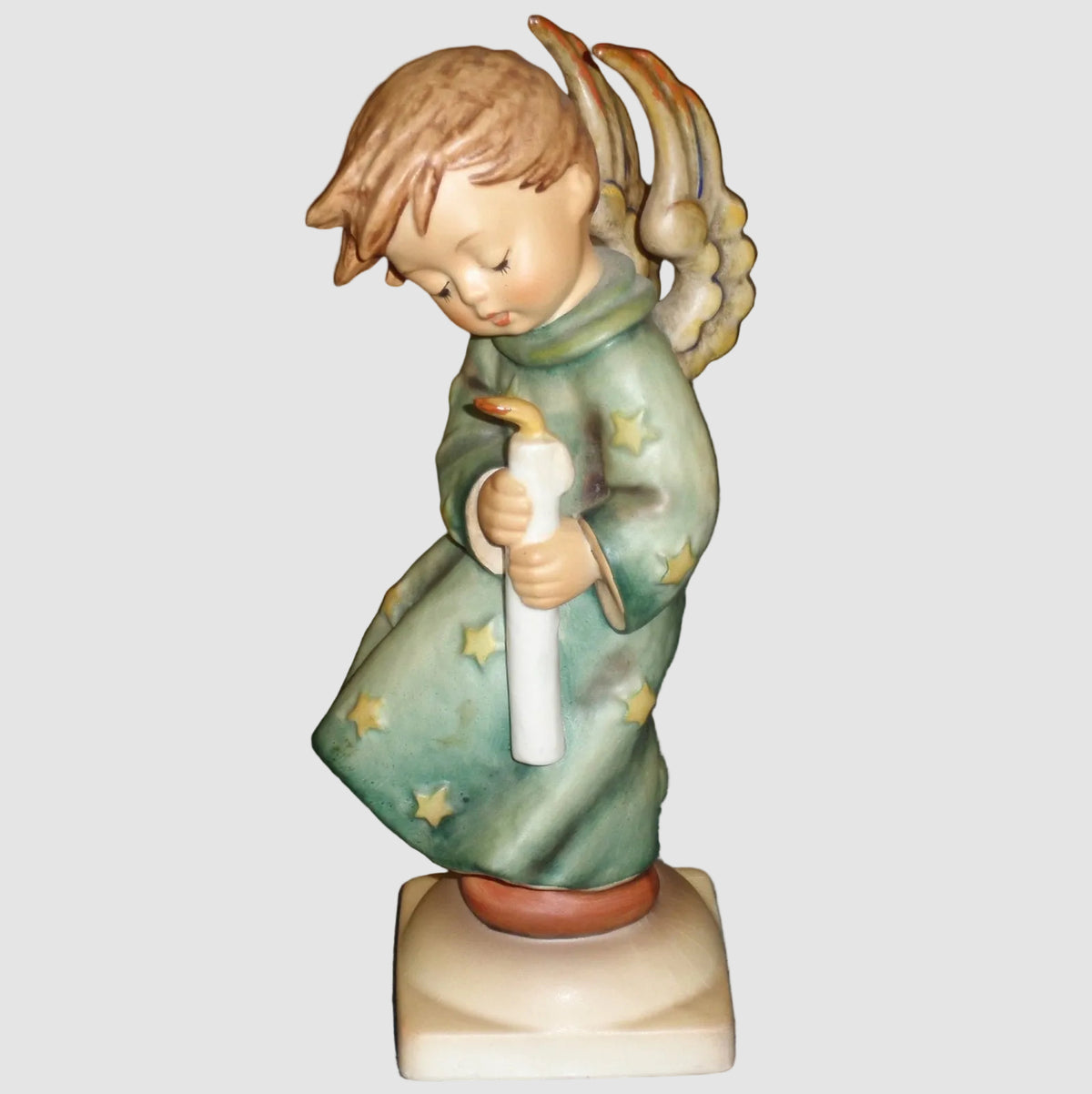 "Heavenly Angel" Goebel Hummel Figurine #21/II (Extra Large 8.75")