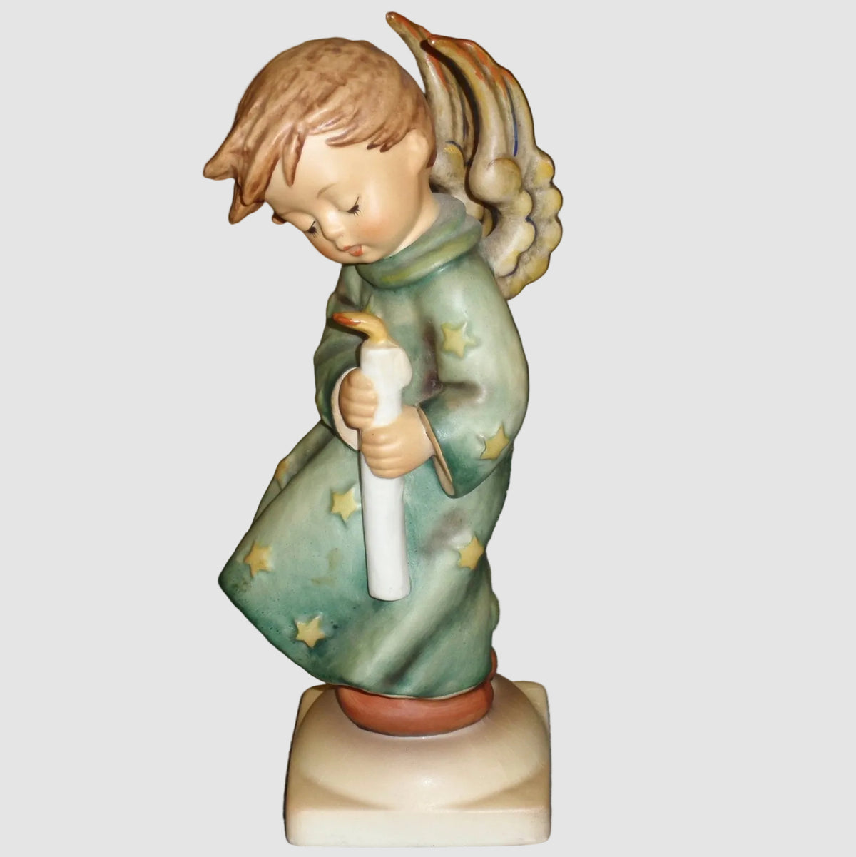"Heavenly Angel" Goebel Hummel Figurine #21/II (Extra Large 8.75")