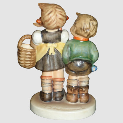 "To Market" Goebel Hummel Figurine #49 3/0 (4")
