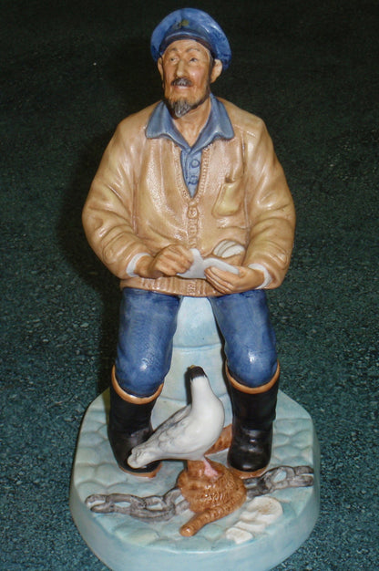 "The Seafarer" Royal Doulton Figurine HN2455 - Sailor & Seagull (8.75")