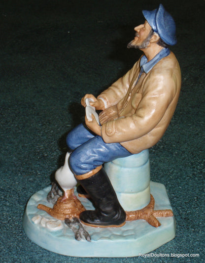 "The Seafarer" Royal Doulton Figurine HN2455 - Sailor & Seagull (8.75")