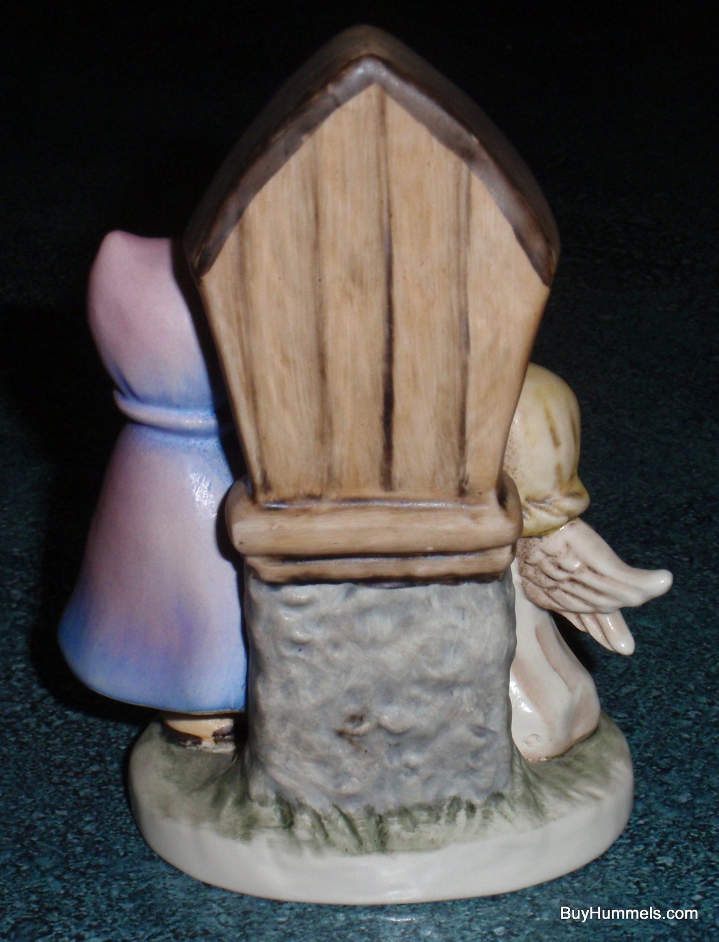 "Angel and Child at Mary's Shrine" Goebel Figurine #44 055-13