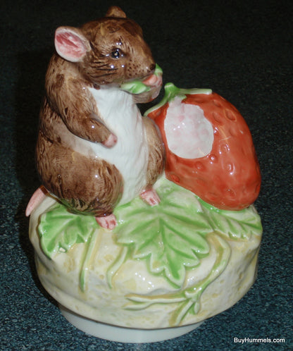 1982 Beatrix Potter "Timmy Willie" Music Box Figurine - Rotates And Plays "It's a Small World"