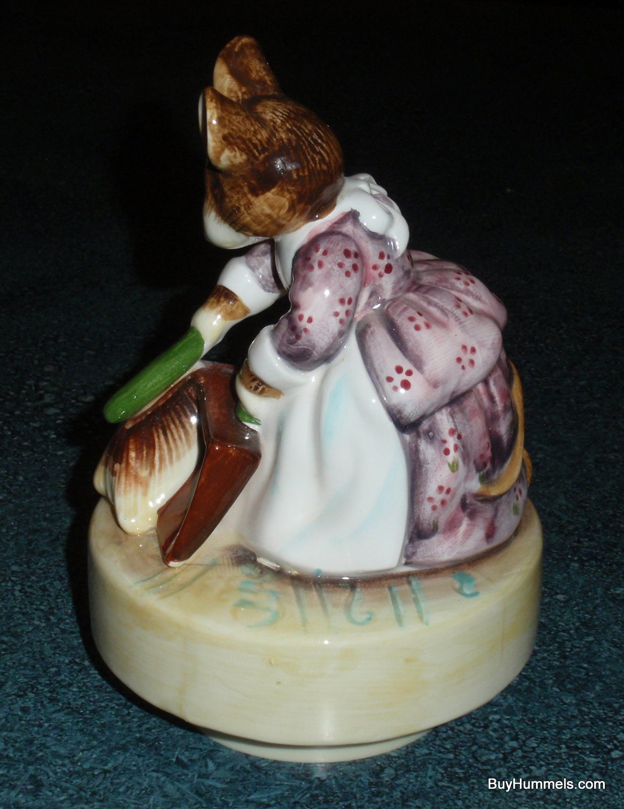 "HUNCA MUNCA" Schmid Collectible Mouse Music Box Beatrix Potter The Tale of Two Bad Mice