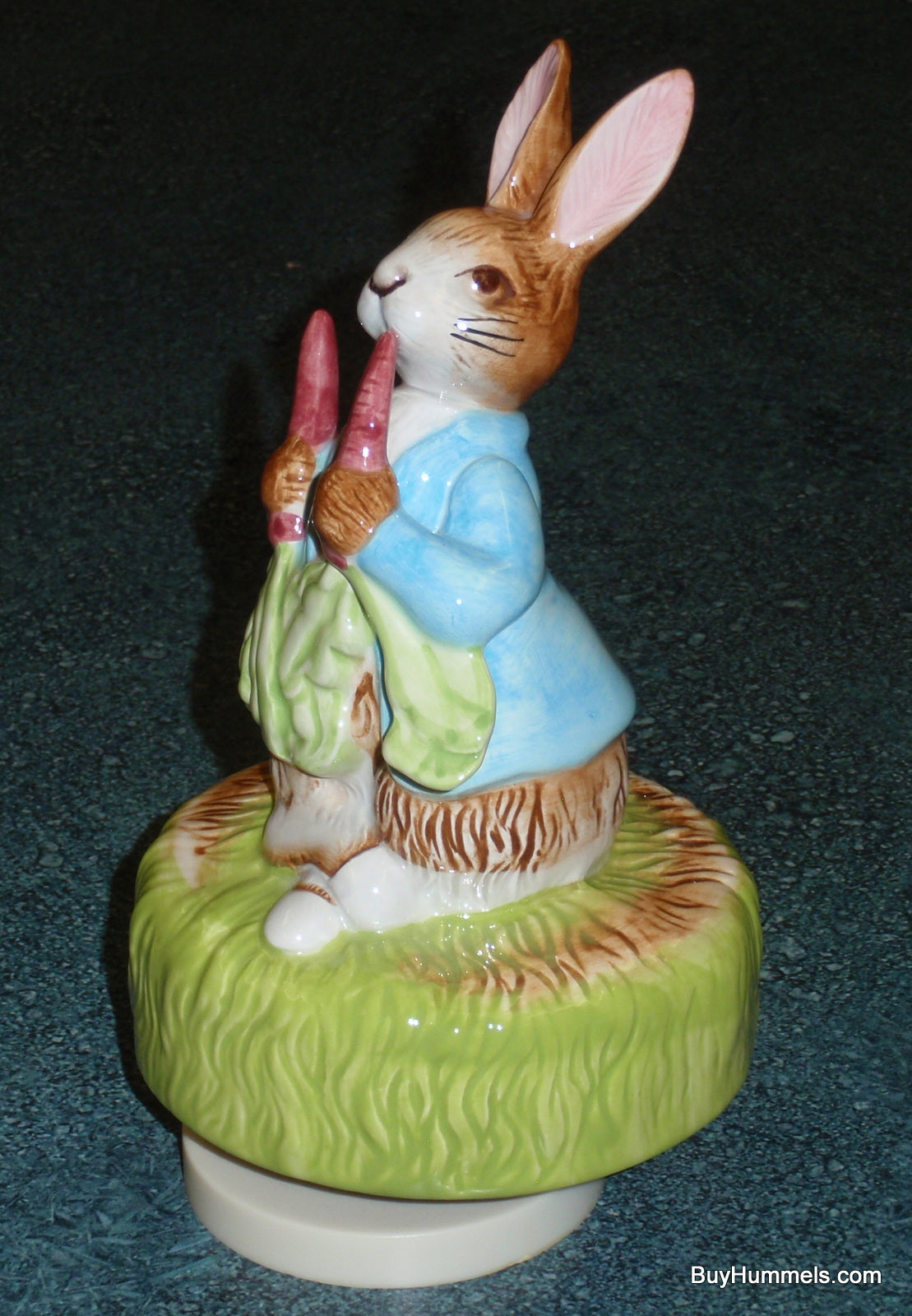 1989 Beatrix Potter "Peter Rabbit" It's a Small World Rotating Music Box