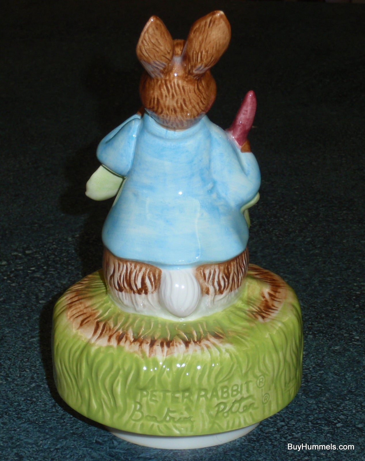 1989 Beatrix Potter "Peter Rabbit" It's a Small World Rotating Music Box