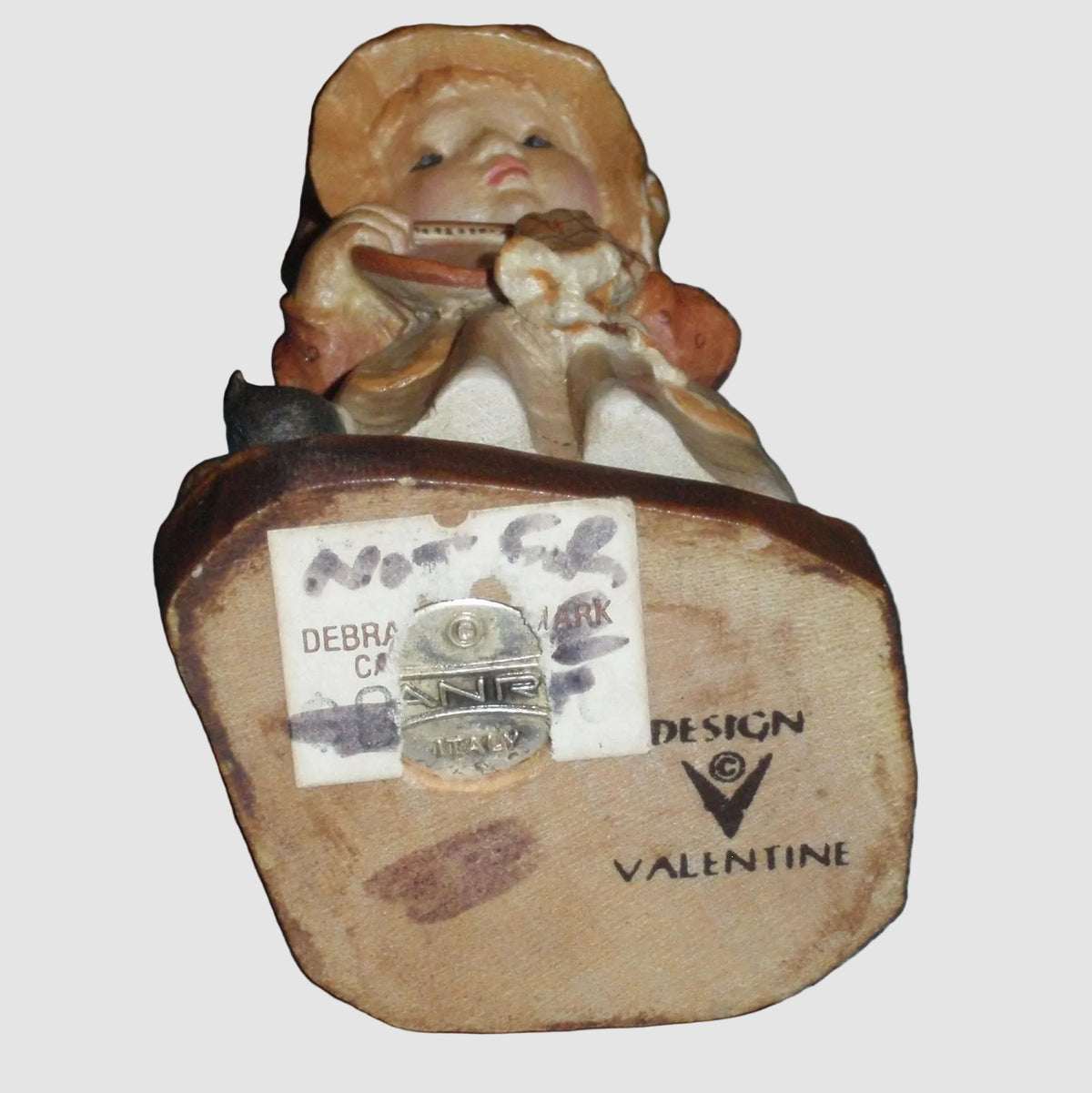 "Helping Mother" ANRI Sarah Kay 4" Wood Carving Figurine