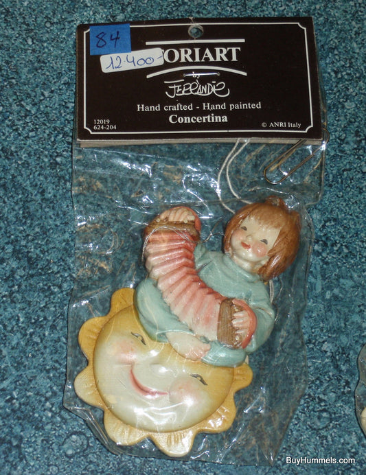 Anri Toriart "Concertina" Ferrandiz 4" Child On Sun Playing Accordion Christmas Ornament Italy