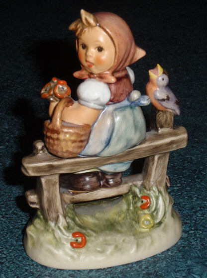 "Pay Attention" Goebel Hummel Figurine #426 3/0