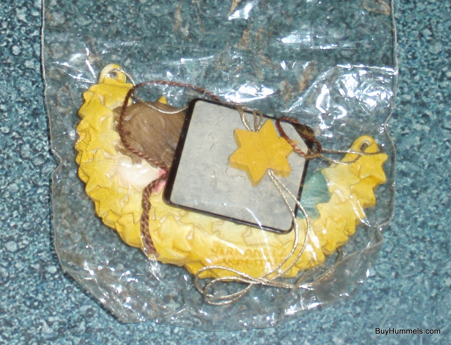 Anri Toriart "Star Burst" Ferrandiz - Sleeping Cat And Child Christmas Ornament #624-211