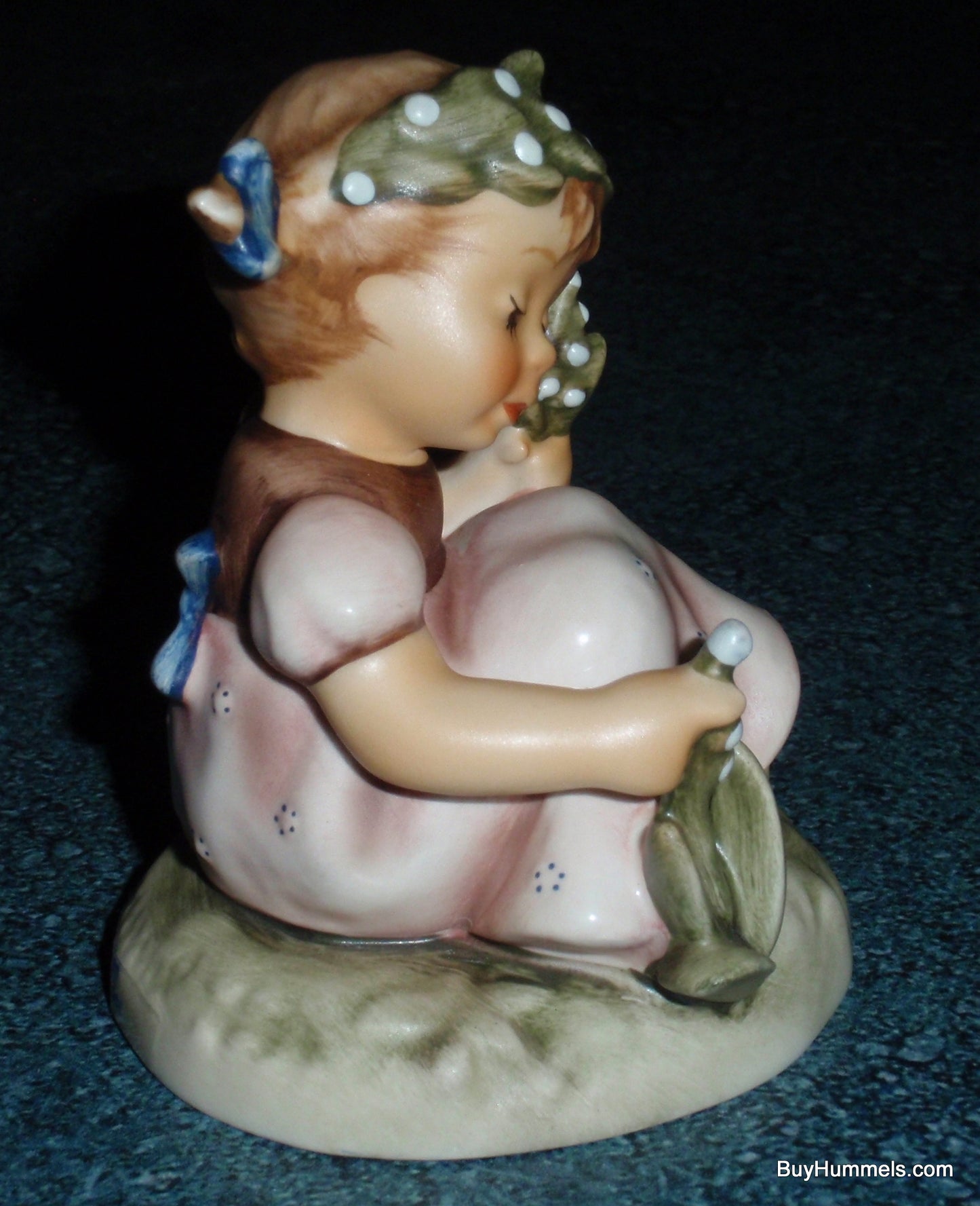 "Garden Splendor" Goebel Hummel Millennium Figurine #835