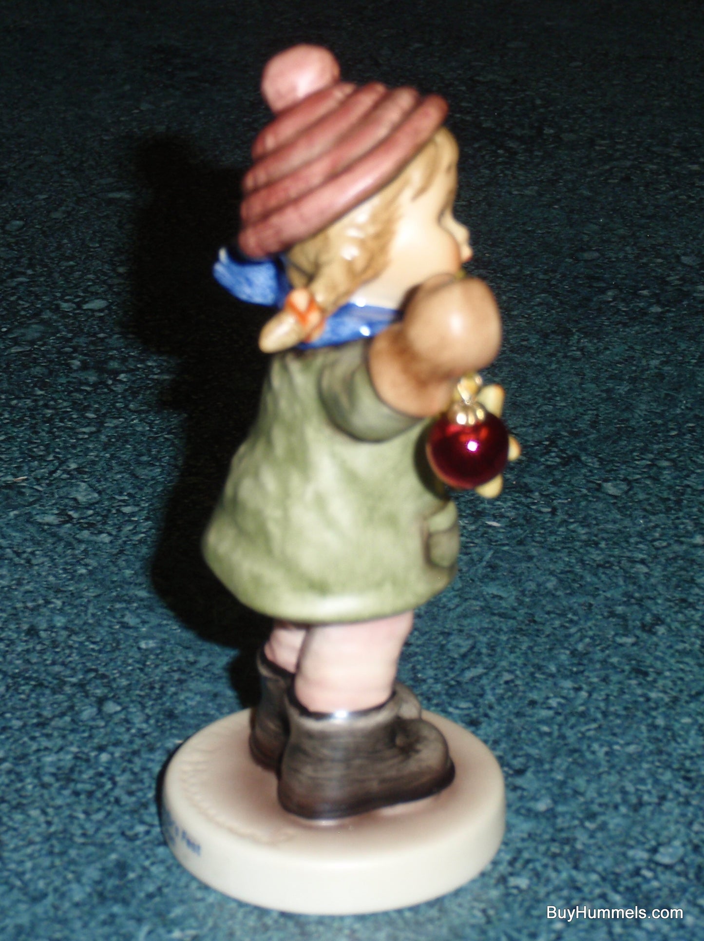 "Holiday Fun" Goebel Hummel Figurine #2204 TMK8 Holiday Special Edition