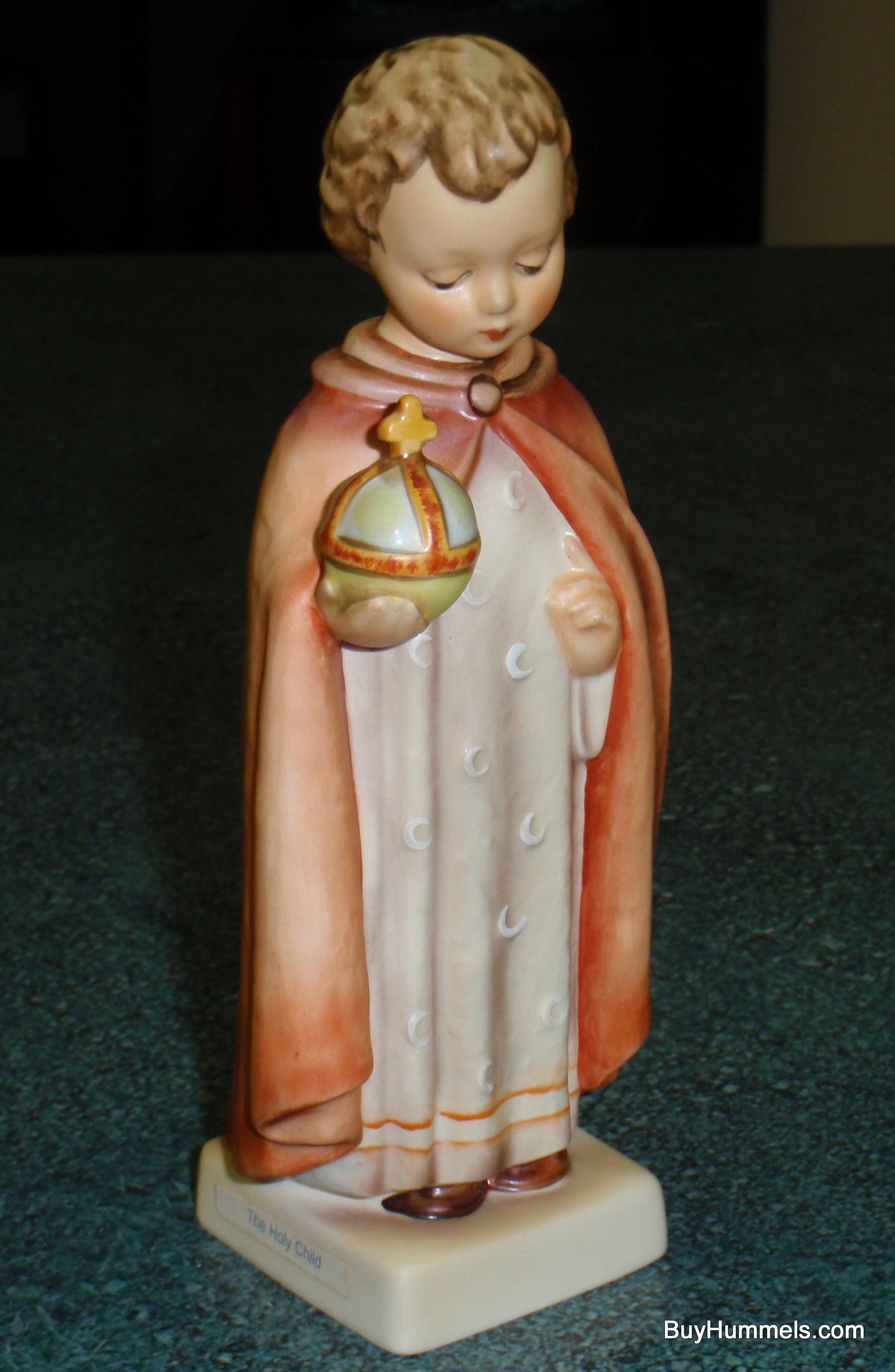 "Holy Child" Goebel Hummel Figurine #70