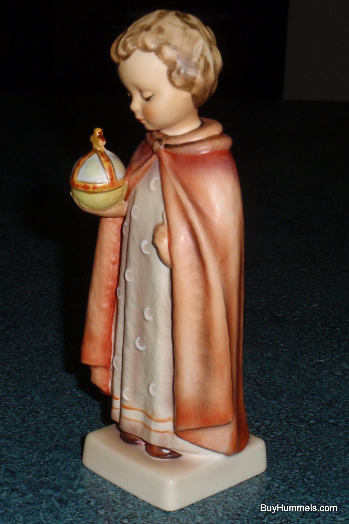 "Holy Child" Goebel Hummel Figurine #70