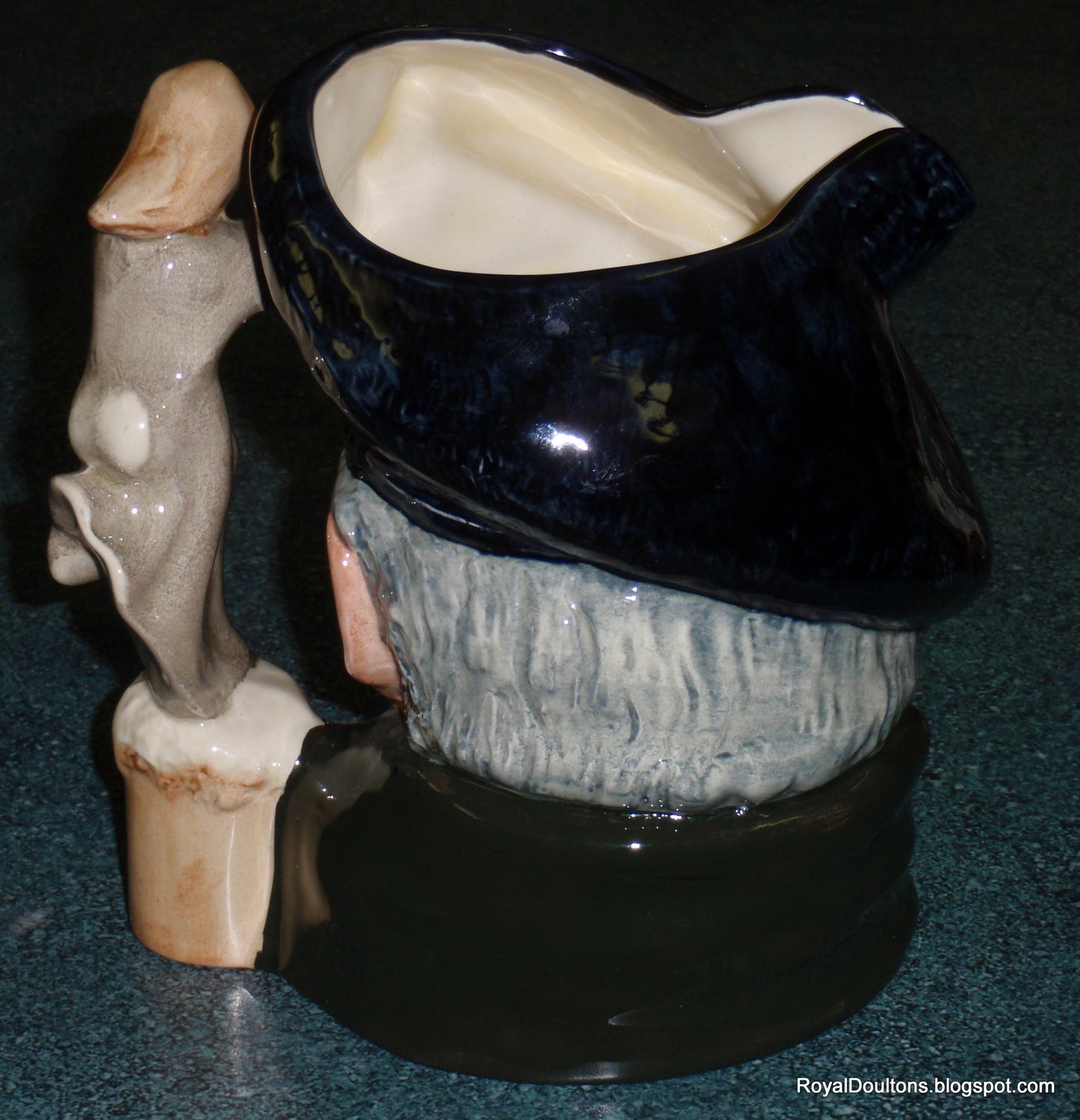 "Tam O'Shanter" Royal Doulton Character Jug D6632 - Max Henk (7")