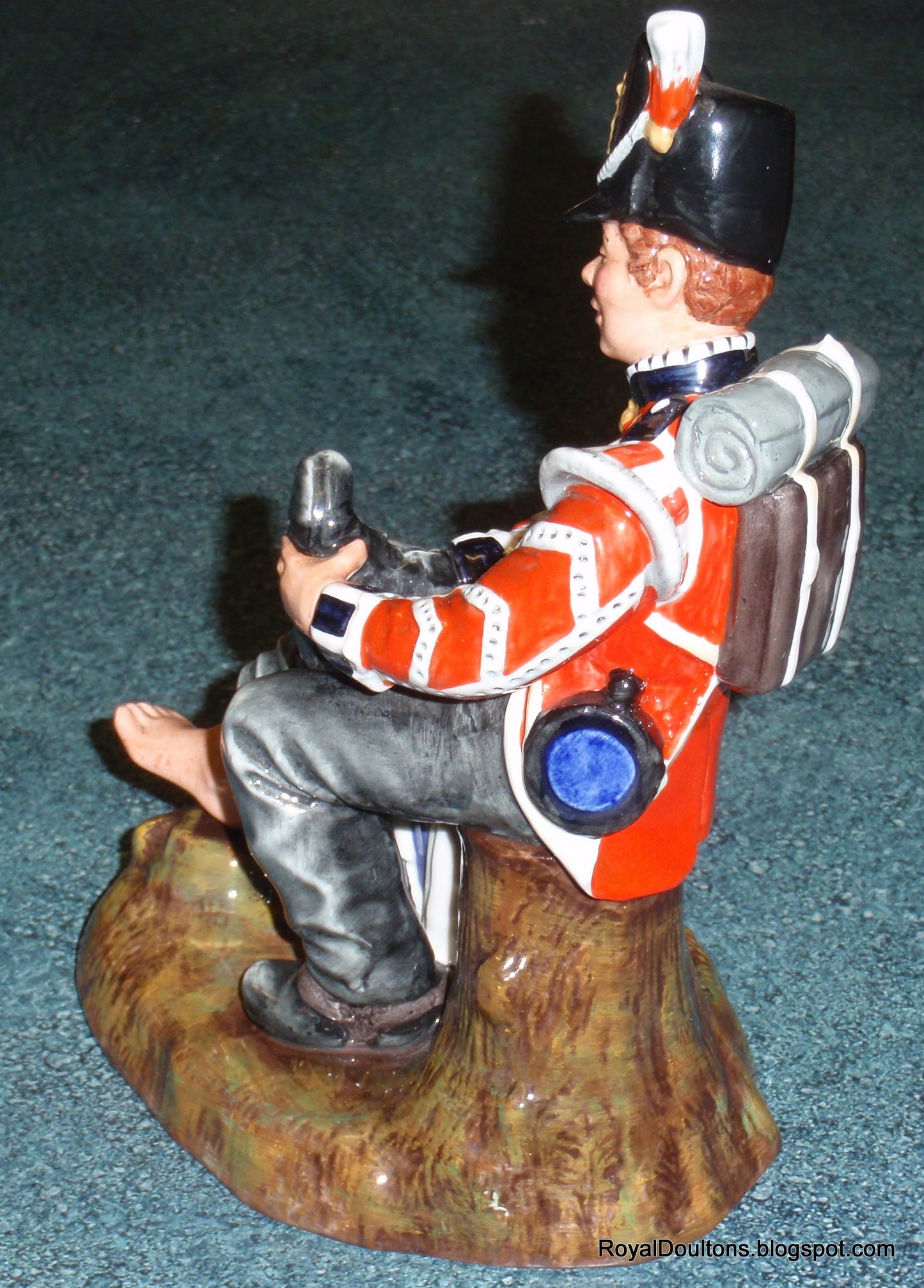 "Drummer Boy" — Royal Doulton Figurine HN2679 (Retired)