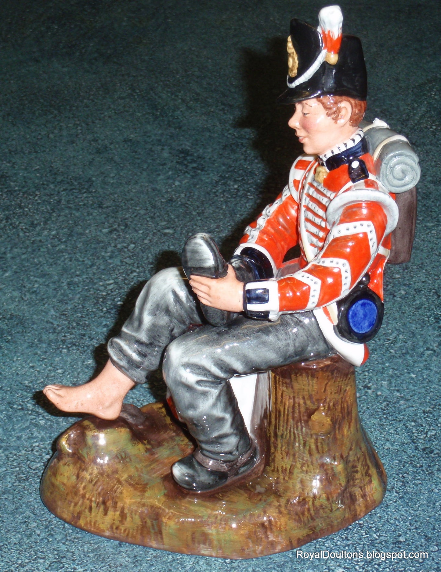 "Drummer Boy" — Royal Doulton Figurine HN2679 (Retired)