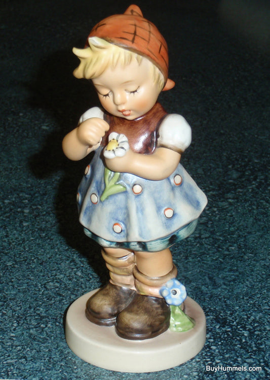 "Daisies Don't Tell" Goebel Hummel Figurine #380 TMK6 - Little Girl With Daisies!