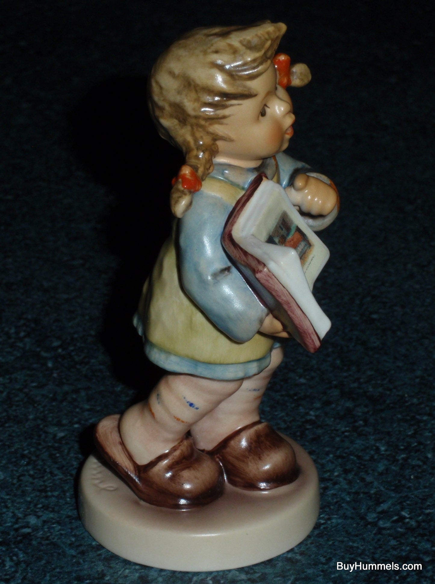 "Night Before Christmas" Goebel Hummel Figurine #2234