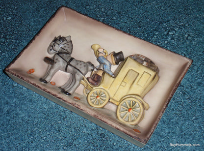 "The Mail is Here" Goebel Hummel Wall Plaque #140 - Horse & Carriage (6.75")