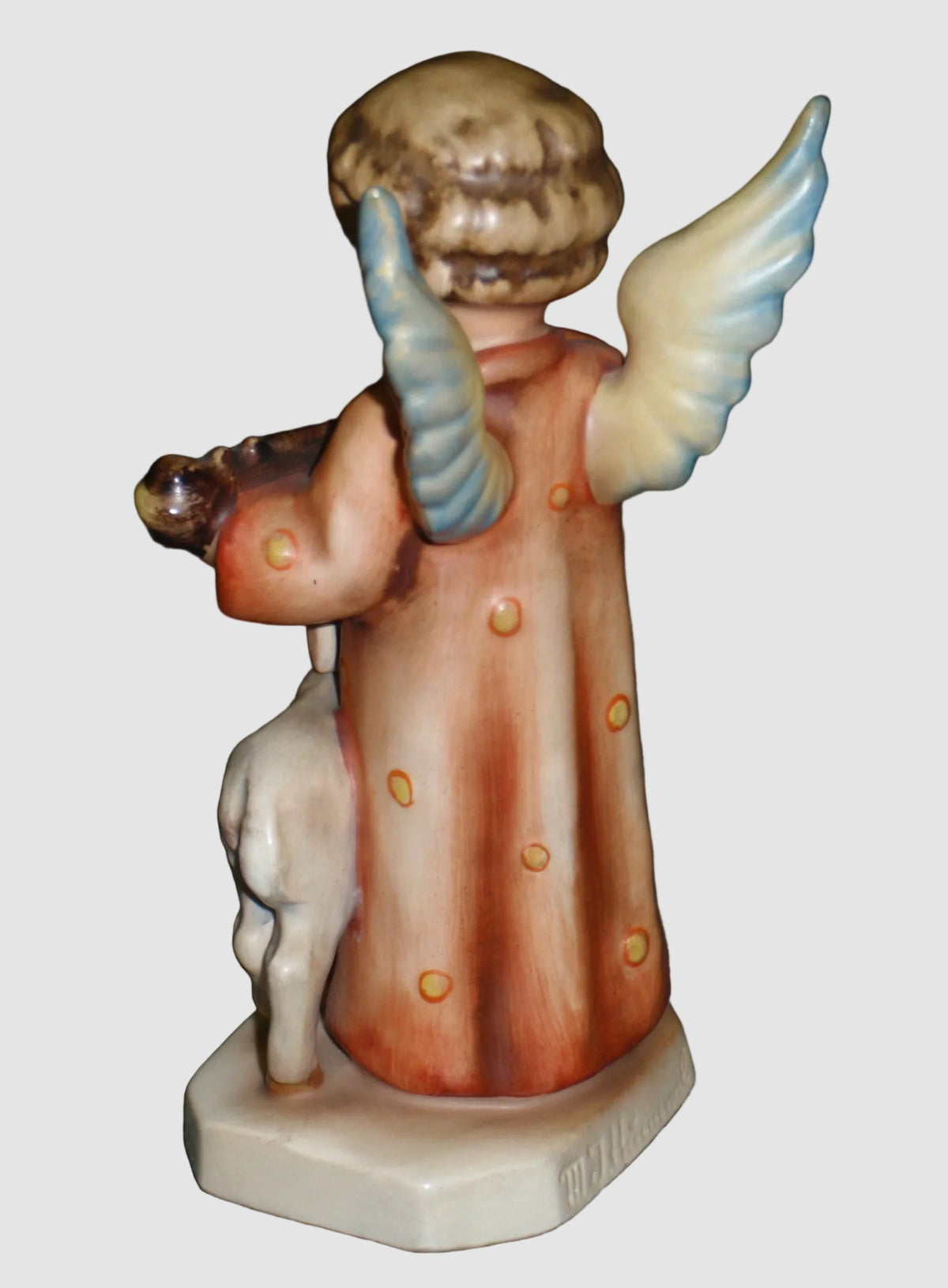 "Angel Serenade With Lamb" Goebel Hummel Figurine TMK1 Incised Crown #83