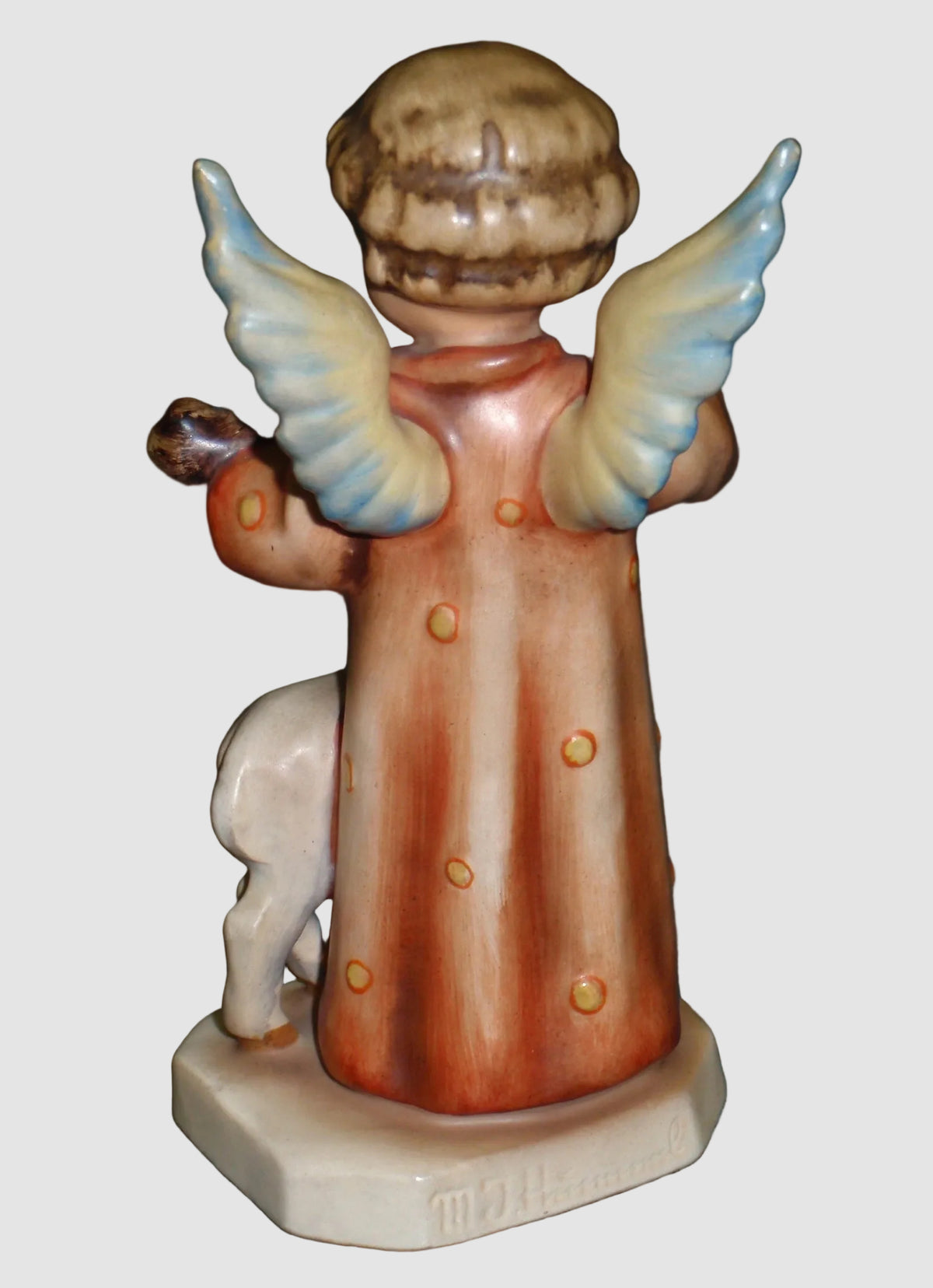 "Angel Serenade With Lamb" Goebel Hummel Figurine TMK1 Incised Crown #83