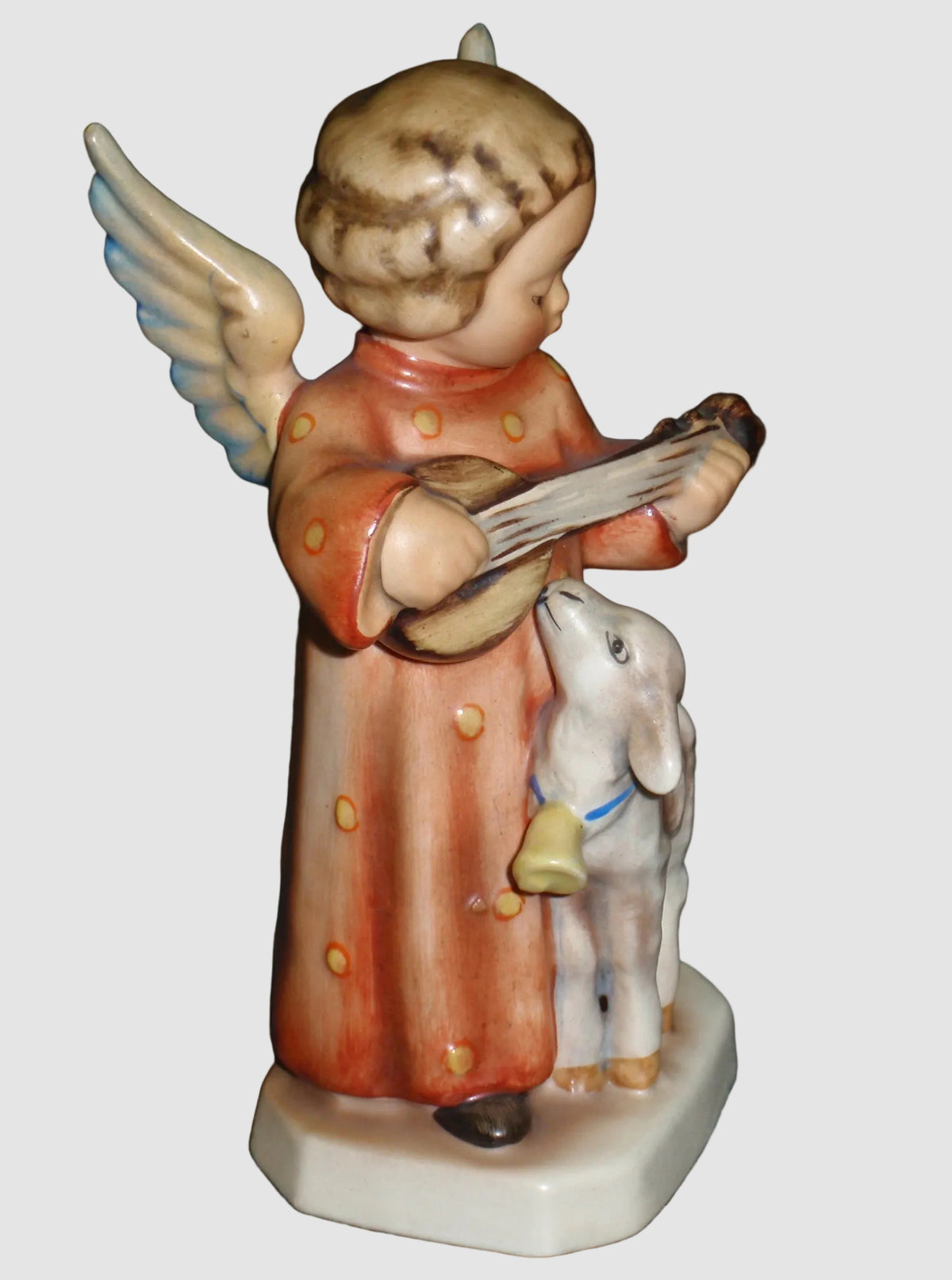 "Angel Serenade With Lamb" Goebel Hummel Figurine TMK1 Incised Crown #83
