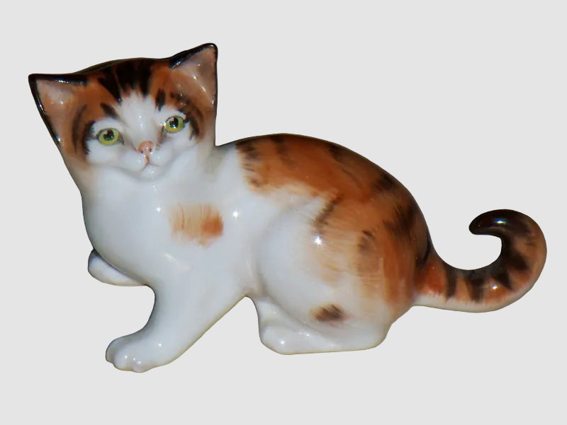 Royal Doulton Kitten Looking Up Figurine HN2584 Orange Black White Striped Tabby Cat Green Eyes Vintage England Porcelain