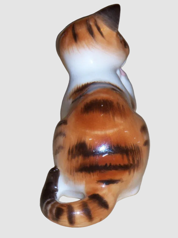 "Cat Licking Paws" Royal Doulton Figurine HN 2583 - Peggy Davies (2")