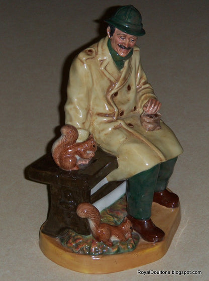 "Lunchtime" Royal Doulton Figurine HN2485 - Retired (8")
