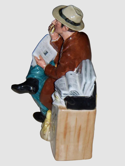 "Stop Press" Royal Doulton Figurine HN2683 - Retired 1981 (7.5")